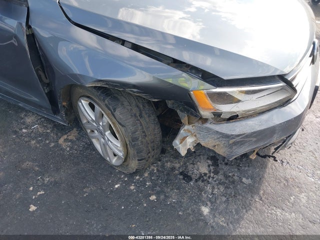 3VW3A7AJ5FM228850 Volkswagen Tdi