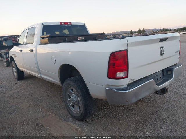 3C6UR5HJ3JG379551 RAM 2500