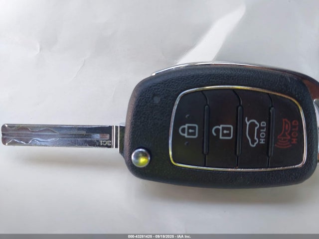 Hyundai 2016 2016 KM8J33A43GU201243 Image 11