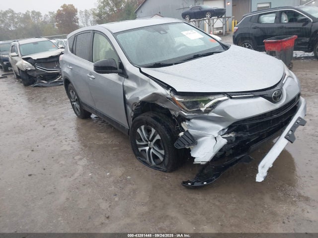 Aukcja sprzedaży 2018 Toyota Rav4 Le, vin: JTMBFREV9JJ211886, numer aukcji: 43281448