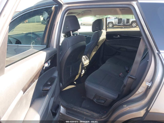 5XYPGDA31HG286330 KIA 2017