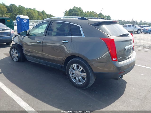 2016 CADILLAC SRX 3GYFNBE37GS518677 Photo 2