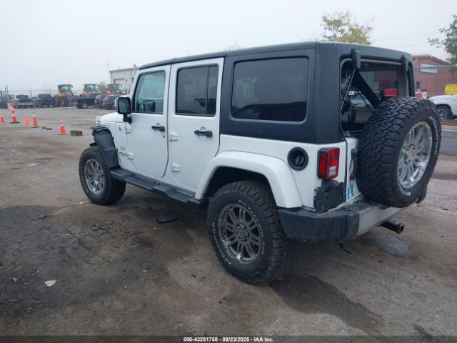 2016 JEEP WRANGLER UNLIMITED 1C4BJWEG5GL321796 Photo 2