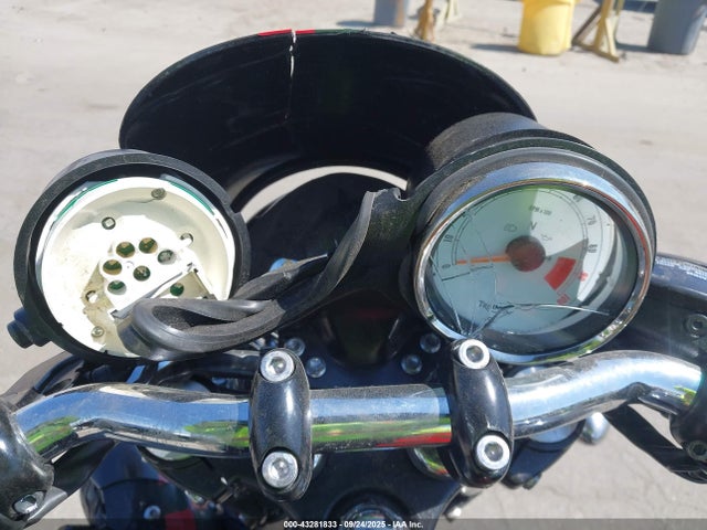 Triumph Motorcycle Thruxton 2014 SMT920K18ET655599 Image 7