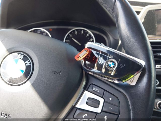 2019 BMW X3 5UXTR7C53KLR46287 Photo 10