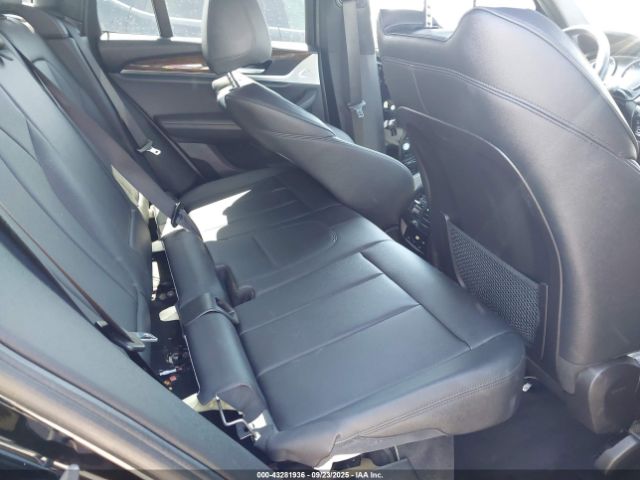 2019 BMW X3 5UXTR7C53KLR46287 Photo 7