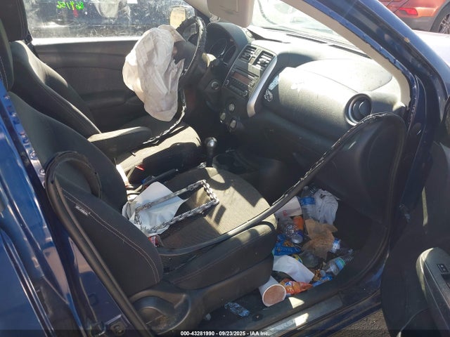3N1CN7AP9EL864156 Nissan Versa 1.6 Sv
