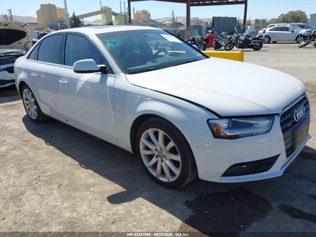 2013 AUDI A4 WAUFFAFL6DA184258 Photo 0