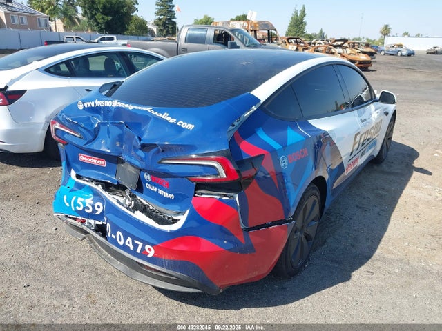 2025 TESLA MODEL 3 5YJ3E1EAXSF012425 Photo 3