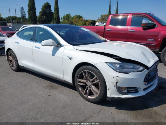 2014 TESLA MODEL S 5YJSA1H19EFP55522 Photo 0