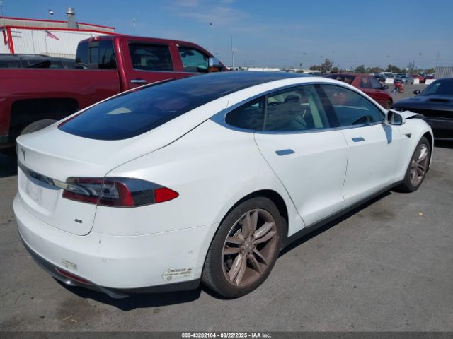 2014 TESLA MODEL S 5YJSA1H19EFP55522 Photo 3