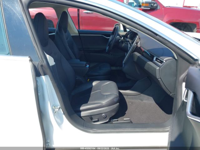 2014 TESLA MODEL S 5YJSA1H19EFP55522 Photo 4