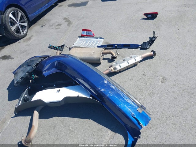 Subaru 2018 2018 4S3GTAM67J3750232 Image 12