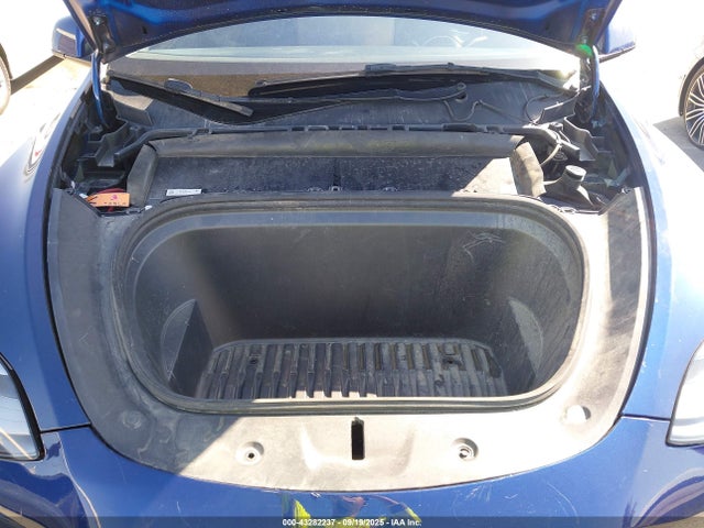 2023 TESLA MODEL Y 7SAYGDEE2PF741808 Photo 9