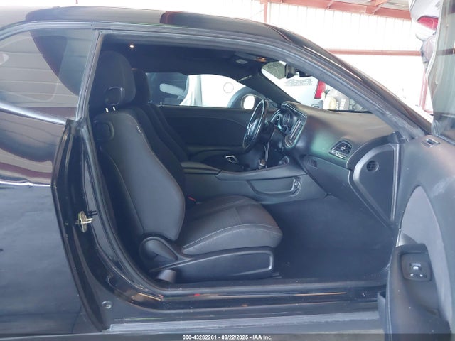 Dodge 2019 2019 2C3CDZAG6KH687439 Image 5