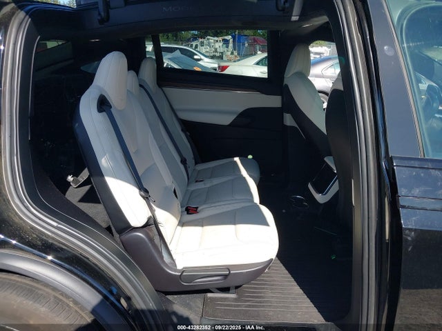 2022 TESLA MODEL X 7SAXCDE5XNF358896 Photo 7
