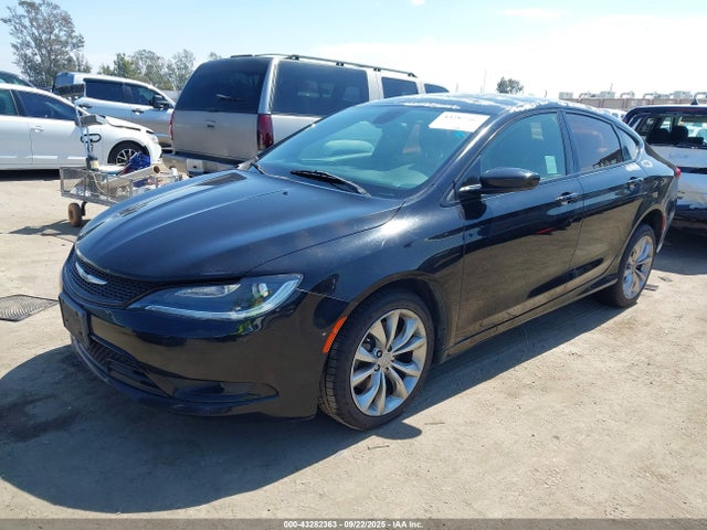 Chrysler 2015 2015 1C3CCCBG7FN731248 Image 2