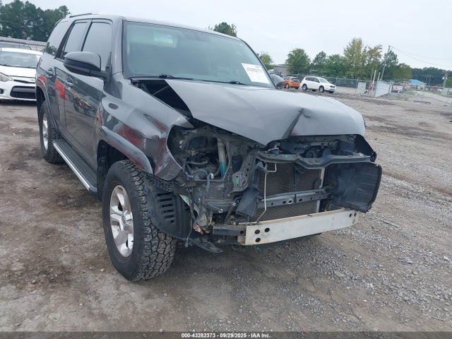 JTEBU5JR2G5324406 Toyota 4RUNNER SR5