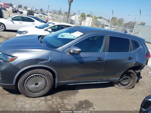 Nissan 2018 2018 KNMAT2MT3JP543038 Image 14