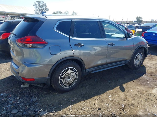 Nissan 2018 2018 KNMAT2MT3JP543038 Image 4