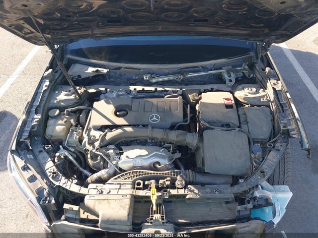 W1N4M4GB1MW086998 Mercedes-Benz GLB 250