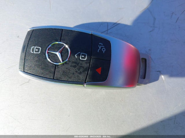 W1N4M4GB1MW086998 Mercedes-Benz GLB 250