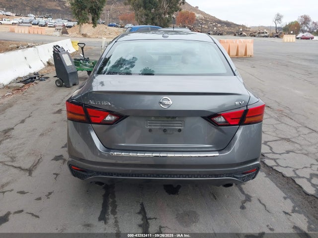 1N4BL4DV3KC121898 Nissan 2019