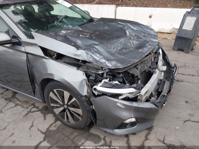 1N4BL4DV3KC121898 Nissan 2019