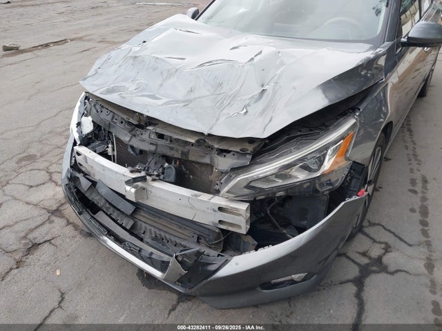 1N4BL4DV3KC121898 Nissan 2019