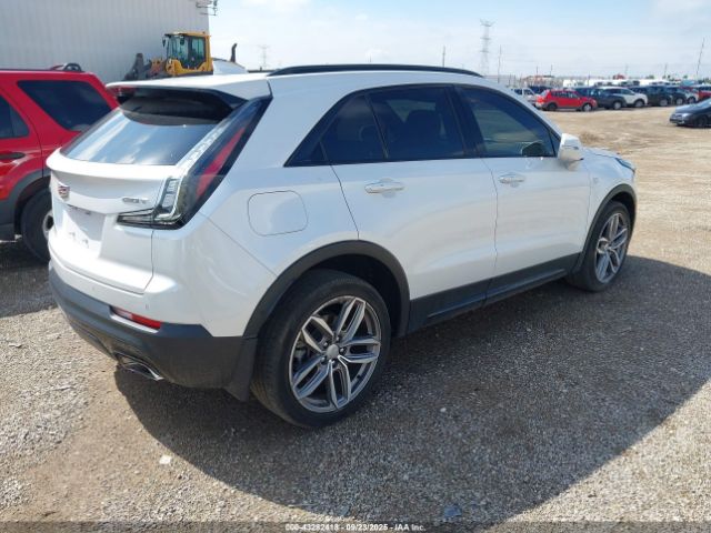 2019 CADILLAC XT4 1GYFZFR47KF180306 Photo 3