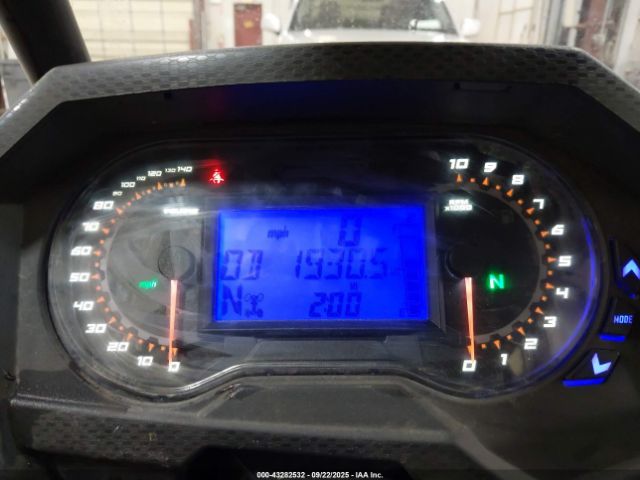 2019 POLARIS RZR 3NSVFE992KH844891 Photo 6
