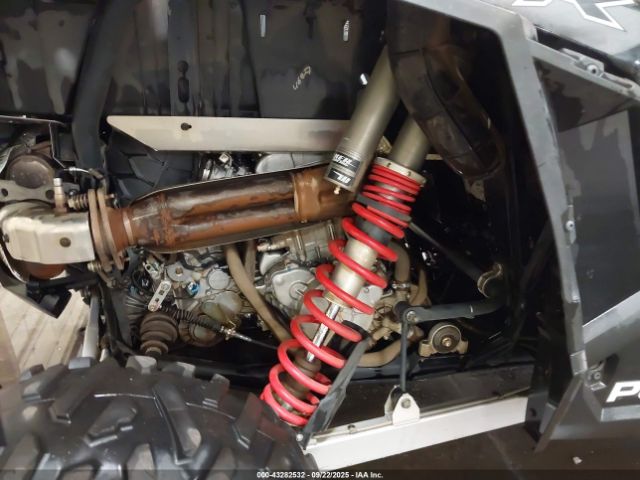 2019 POLARIS RZR 3NSVFE992KH844891 Photo 7