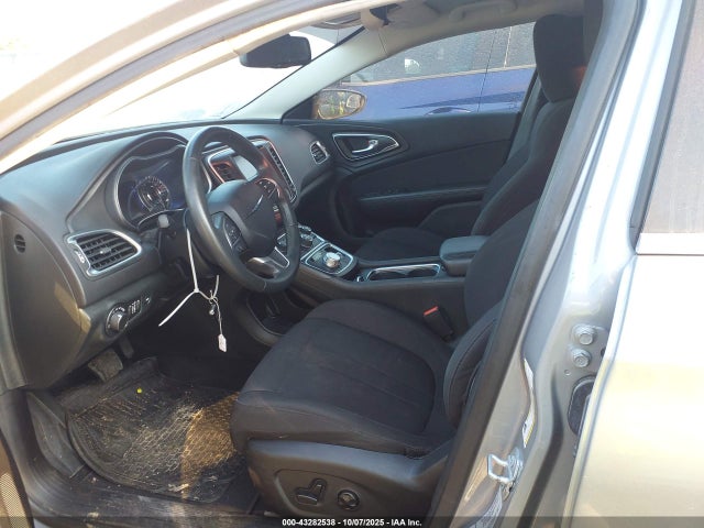 Chrysler 200 2015 1C3CCCAB6FN641403 Image 5