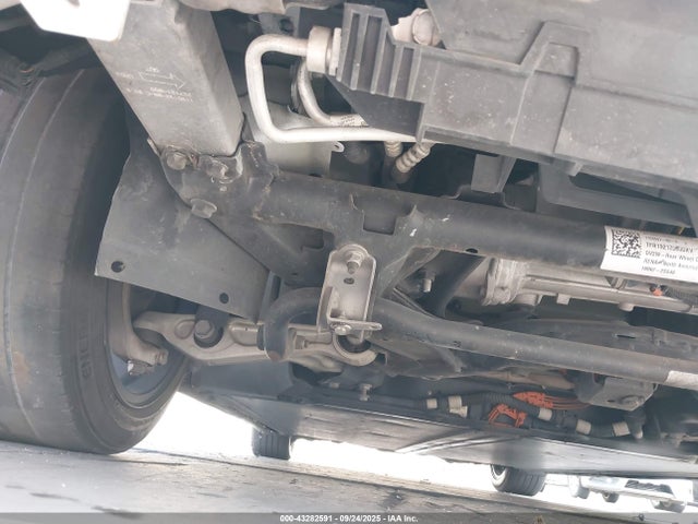 2019 TESLA MODEL 3 5YJ3E1EAXKF447591 Photo 5