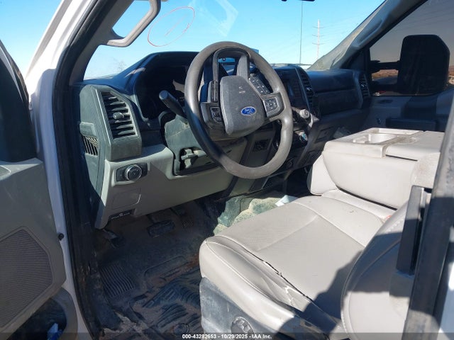 1FD8X3H68KED03506 Ford F-350