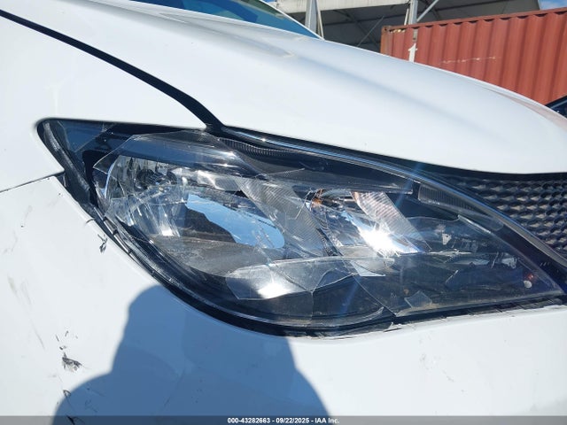 Chrysler 2019 2019 2C4RC1DG0KR561190 Image 19