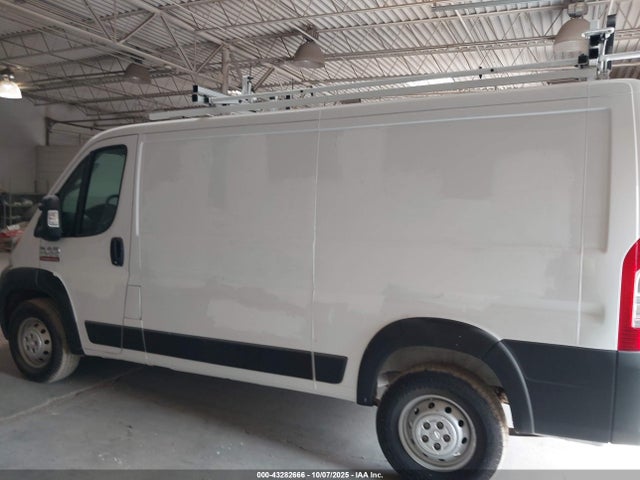 43282666 :رقم المزاد ، 3C6TRVAG5LE127258 vin ، 2020 Ram Promaster 1500 Low Roof 136 Wb مزاد بيع