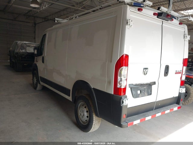 43282666 :رقم المزاد ، 3C6TRVAG5LE127258 vin ، 2020 Ram Promaster 1500 Low Roof 136 Wb مزاد بيع
