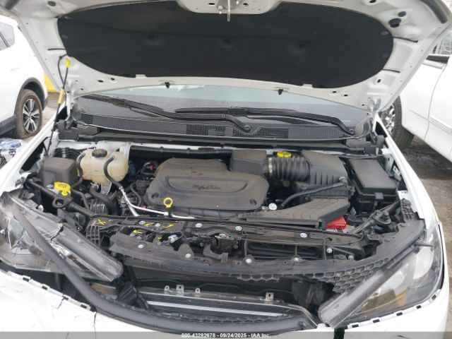 2024 CHRYSLER VOYAGER 2C4RC1CGXRR195153 Photo 9