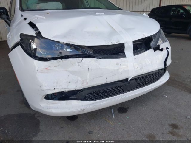 2024 CHRYSLER VOYAGER 2C4RC1CGXRR195153 Photo 5