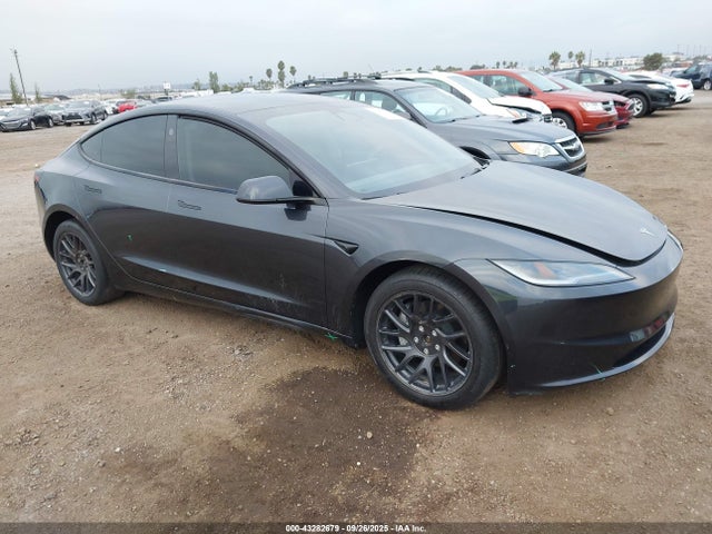 2025 TESLA MODEL 3 5YJ3E1EB3SF881960 Photo 0