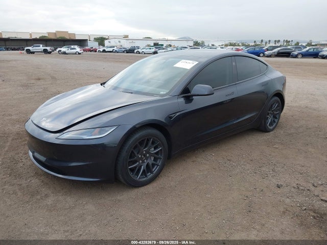 2025 TESLA MODEL 3 5YJ3E1EB3SF881960 Photo 1
