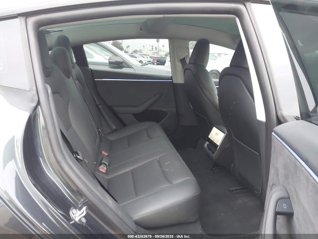 2025 TESLA MODEL 3 5YJ3E1EB3SF881960 Photo 7