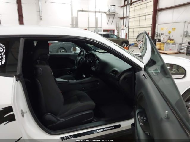 2015 DODGE CHALLENGER 2C3CDZAG4FH823606 Photo 4