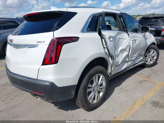 2022 CADILLAC XT5 1GYKNAR49NZ136789 Photo 3