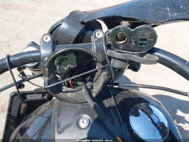 2023 INDIAN MOTORCYCLE CO. SUPER CHIEF 56KDBBAG0P3014101 Photo 6