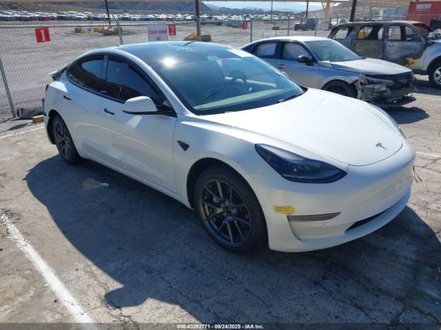 2022 TESLA MODEL 3 5YJ3E1EB4NF255578 Photo 0