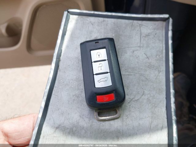 2017 MITSUBISHI OUTLANDER JA4AD3A31HZ058185 Photo 10