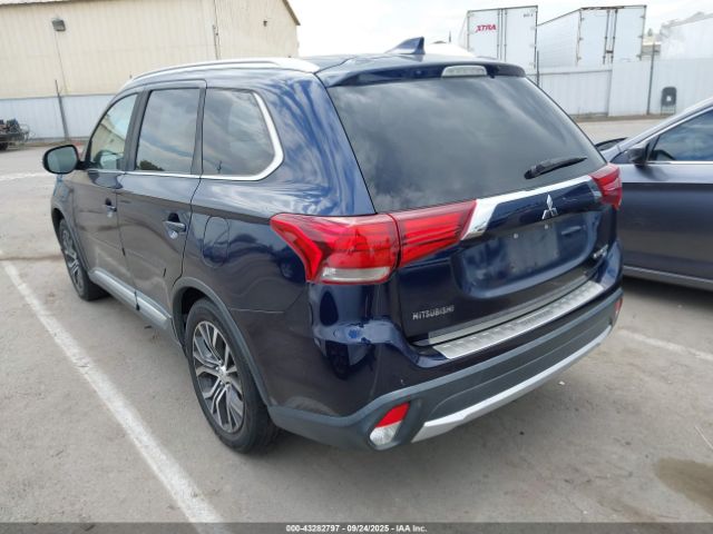 2017 MITSUBISHI OUTLANDER JA4AD3A31HZ058185 Photo 2