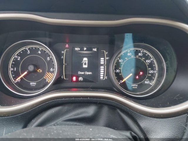 2015 JEEP CHEROKEE 1C4PJLAB9FW608070 Photo 6